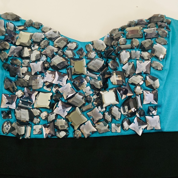 NWT Bebe Blue Embellished S Blue Colorblock Dress - Picture 2 of 3